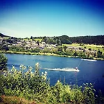 Апартаменты Berg- Und Seeblick Am Hillebachsee By Interhome *