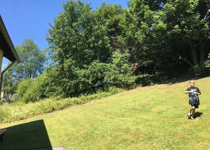 Apartment Berg- Und Seeblick Am Hillebachsee By Interhome